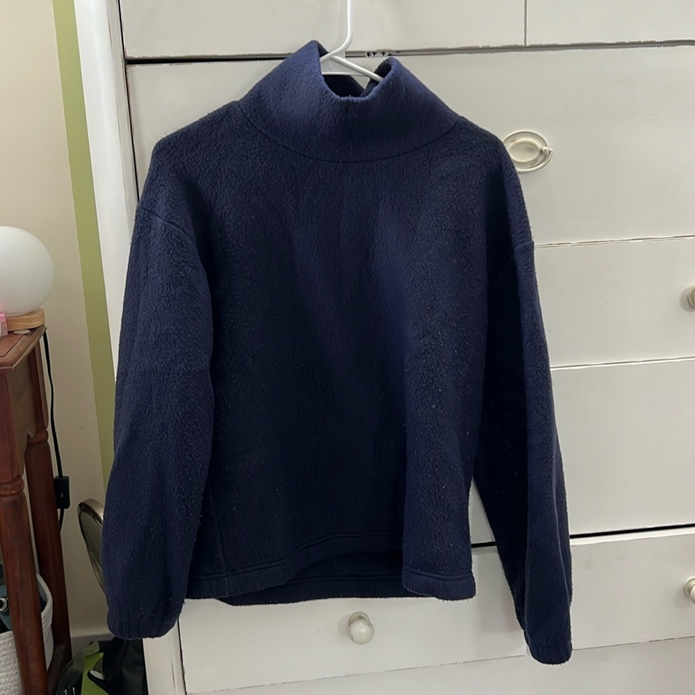 GAP navy fleece long sleeve turtleneck.